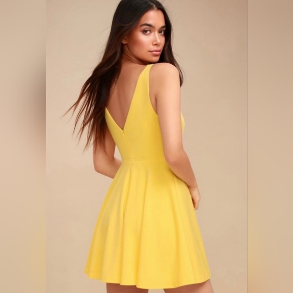 NWT Lulu's Daring Darling Swing Dress - Picture 2 of 7